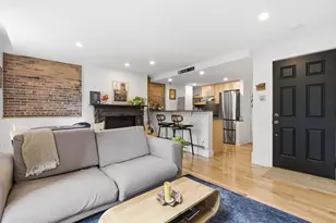 4 Derne St, Boston, MA 02114 - Photo 10