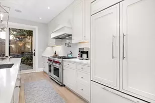 5 Wallace Ct, Boston, MA 02129 - Photo 8