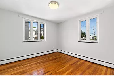 121 Warren St #4, Watertown, MA 02472 - Photo 12