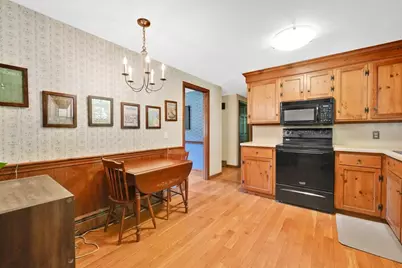13 Pleasant View Rd, Wilbraham, MA 01095 - Photo 8