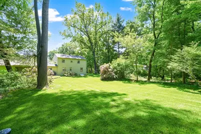 13 Pleasant View Rd, Wilbraham, MA 01095 - Photo 2
