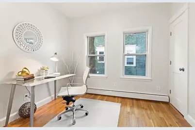 101 Brent St #3, Boston, MA 02124 - Photo 10