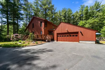 47 Walnut Plain Rd, Rochester, MA 02770 - Photo 2