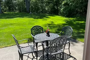 600 Ridgefield Cir, Clinton, MA 01510 - Photo 4