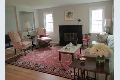 600 Ridgefield Cir #A, Clinton, MA 01510 - Photo 6