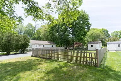 70 McDonald Rd, Wilmington, MA 01887 - Photo 6