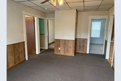 9 Lexington St #1W, Fall River, MA 02723 - Photo 4