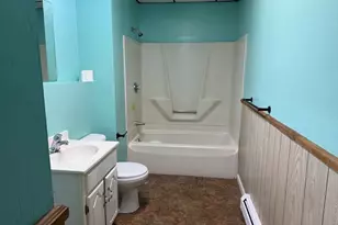 9 Lexington St, Fall River, MA 02723 - Photo 6