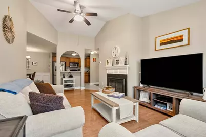 400 Brookside Dr #E, Andover, MA 01810 - Photo 16