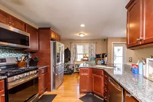 145 Malburn St, Leominster, MA 01453 - Photo 2