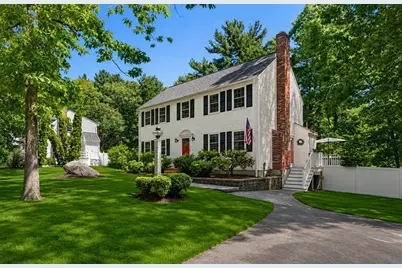 19 Short St, Franklin, MA 02038 - Photo 2