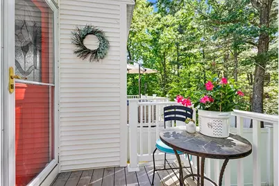 19 Short St, Franklin, MA 02038 - Photo 6