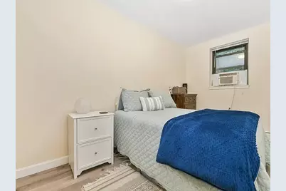 18 Juniper St #47, Brookline, MA 02445 - Photo 8