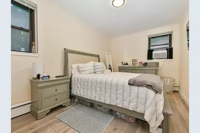 18 Juniper St #47, Brookline, MA 02445 - Photo 6