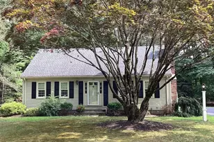 18 Bennett Rd, Rochester, MA 02770 - Photo 1