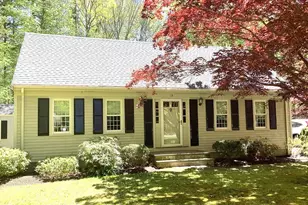 18 Bennett Rd, Rochester, MA 02770 - Photo 2