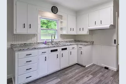 304 South Street, Auburn, MA 01501 - Photo 16