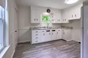 304 South St, Auburn, MA 01501 - Photo 18