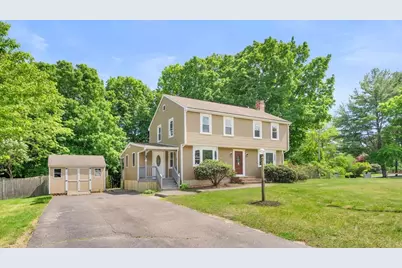 5 Tuckoosa Cir, Bridgewater, MA 02324 - Photo 2