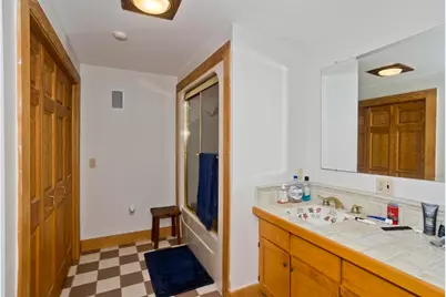 78 Lyman Rd, Northampton, MA 01060 - Photo 18