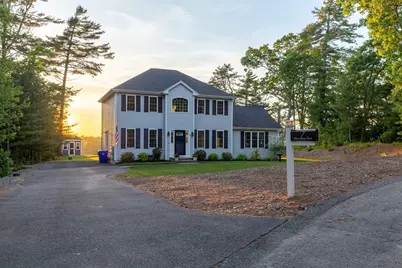 7 Great Pines Dr, Bourne, MA 02532 - Photo 2
