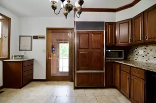597 Chapin St, Ludlow, MA 01056 - Photo 8