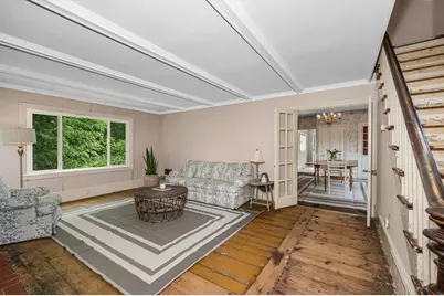 395 Kingsbury Ave, Haverhill, MA 01835 - Photo 2