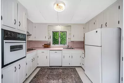 395 Kingsbury Ave, Haverhill, MA 01835 - Photo 14