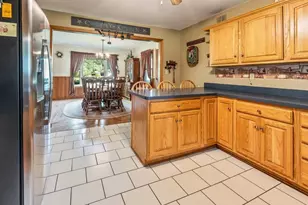 89 Elm St, Blackstone, MA 01504 - Photo 12
