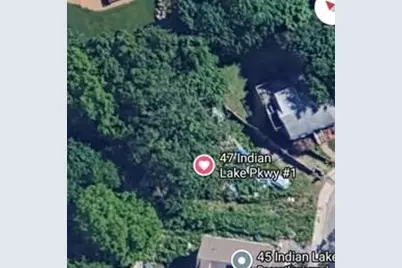 47 Indian Lake Parkway, Worcester, MA 01605 - Photo 2