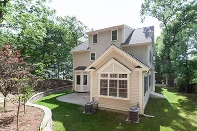10 Larch Rd #10, Wellesley, MA 02482 - Photo 24