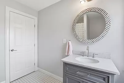 7 Howe St, Hingham, MA 02043 - Photo 22