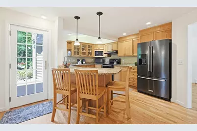 203 Pleasant St, Millis, MA 02054 - Photo 12