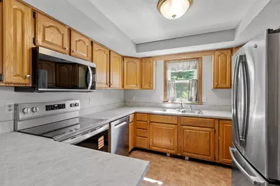 141 Will Thompson Way, Fitchburg, MA 01420 - Photo 8