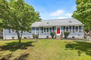 71 Cains Hill Dr, Taunton, MA 02718 - Photo 2