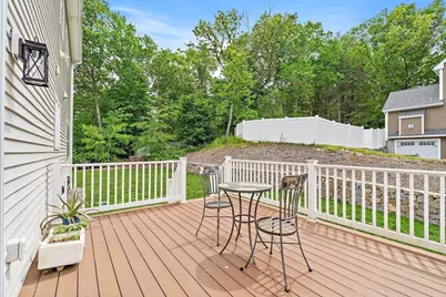 17 Grand St, Wilmington, MA 01887 - Photo 38
