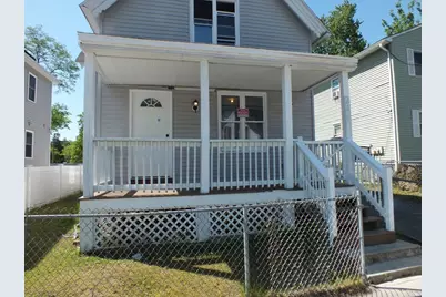 241 Tyler St, Springfield, MA 01109 - Photo 4