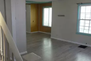 241 Tyler St, Springfield, MA 01109 - Photo 12