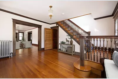 16 Russell Avenue, Watertown, MA 02472 - Photo 8