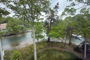 18 Spoondrift Cir, Mashpee, MA 02649 - Photo 8