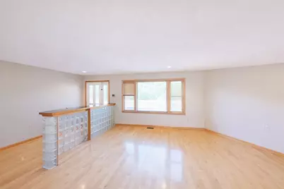 465 Fellsway East #465, Malden, MA 02148 - Photo 2