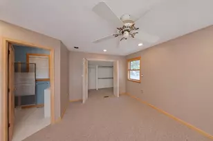 465 Fellsway E, Malden, MA 02148 - Photo 6
