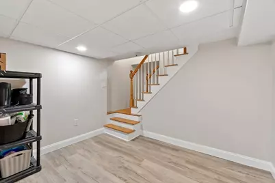 195 Lakeview Ave, Tyngsborough, MA 01879 - Photo 22