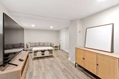195 Lakeview Ave, Tyngsborough, MA 01879 - Photo 20