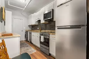 163 Beacon, Boston, MA 02116 - Photo 10