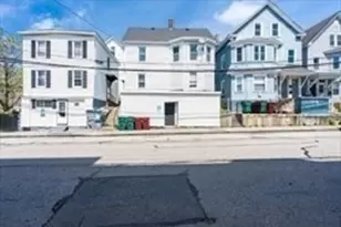 716 Lawrence St, Lowell, MA 01852 - Photo 14