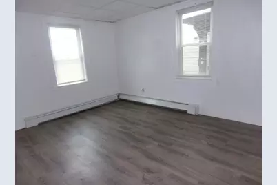 716 Lawrence St., Lowell, MA 01852 - Photo 8