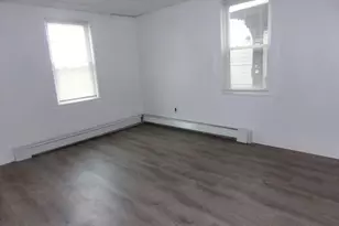 716 Lawrence St, Lowell, MA 01852 - Photo 8