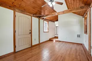 5 Pleasant St, Upton, MA 01568 - Photo 20