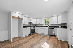 5 Pleasant St, Upton, MA 01568 - Photo 4